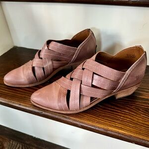 Frye Women's Mauve Leather Ankle Booties